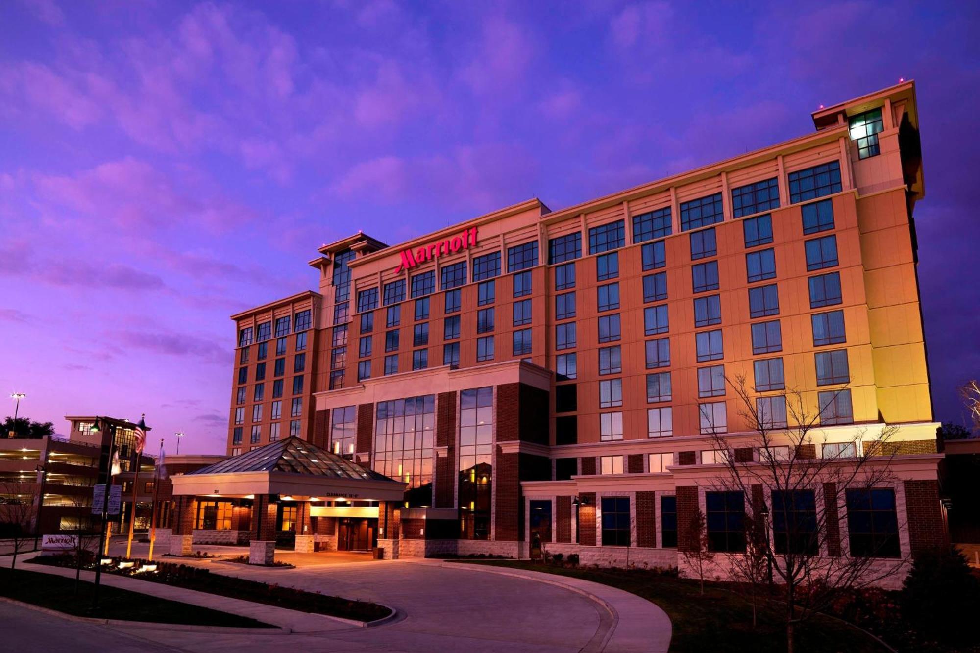 Marriott Bloomington Normal Hotel And Conference Center Exterior foto